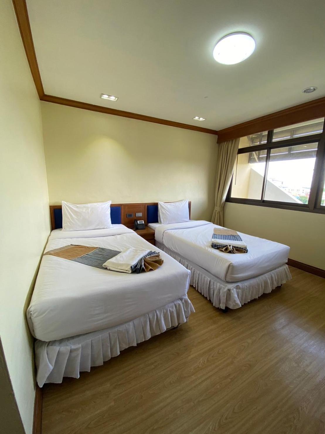 Phuphanplace Hotel Ban Phang Khwang Tai Exterior photo